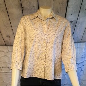 Ladies Ralph Lauren button down 3/4 sleeve shirt size M